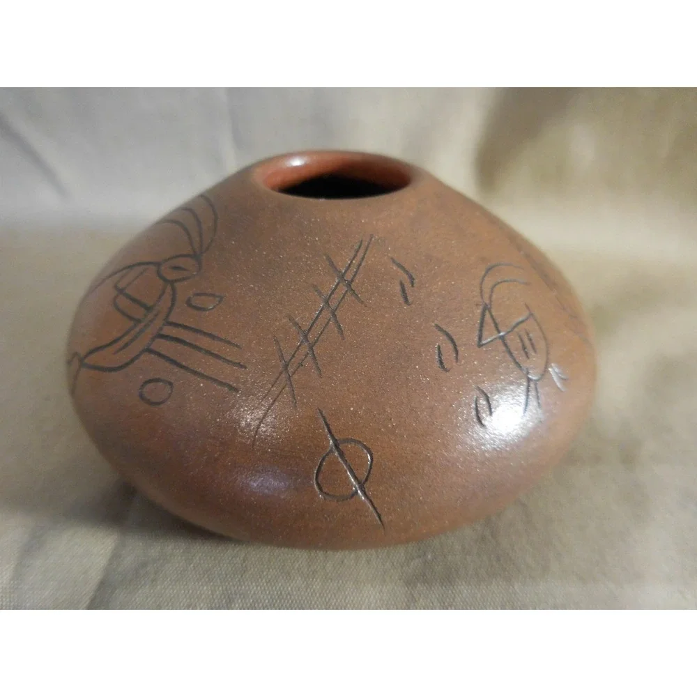 Southwest Red Clay Pottery Seed Pot Kokopelli Sgraffito Etched Art Blackhorse